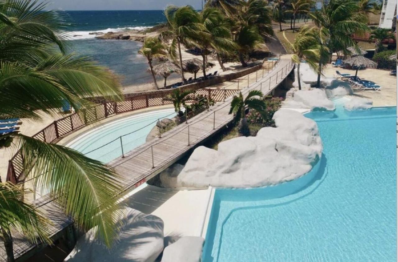 Archipel Guadeloupeen - Elegant Cocon D'Architecte 2 Etoiles Entre Grand Balcon, Piscine & Lagon Сен Франсоа Екстериор снимка