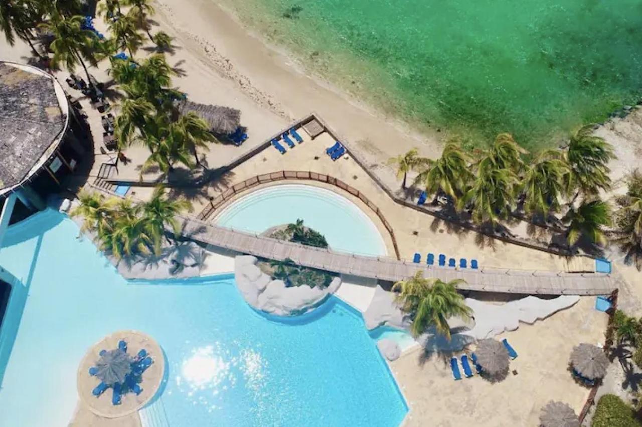 Archipel Guadeloupeen - Elegant Cocon D'Architecte 2 Etoiles Entre Grand Balcon, Piscine & Lagon Сен Франсоа Екстериор снимка